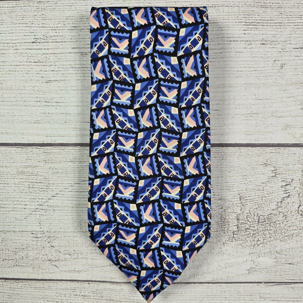 GIAN MARCO VENTURI 100% Silk Necktie Geometric Design Blue VINTAGE